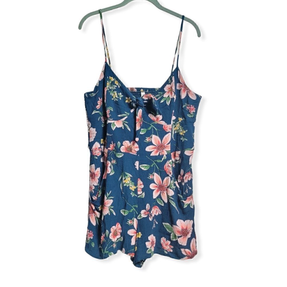Xhilation floral romper 